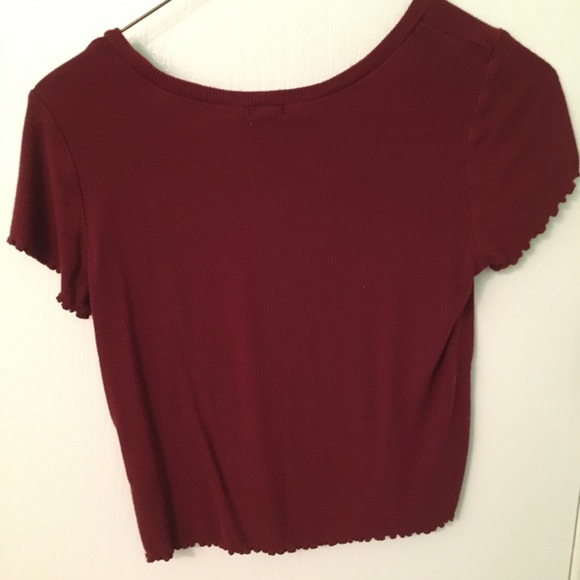 Crop top - Picture 2 of 3